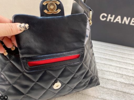 Chanel bag - Image 8