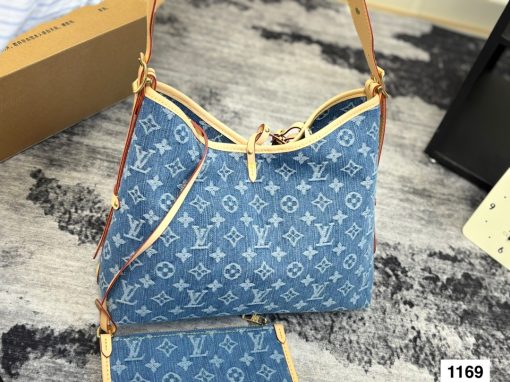|V denim crossbody, shoulder bag - Image 8