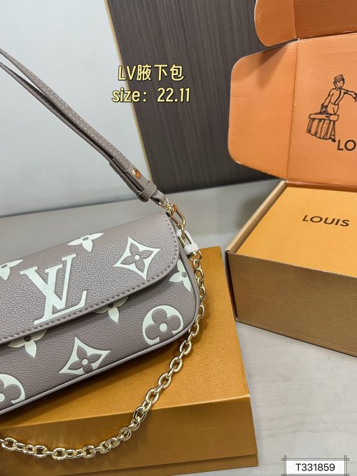 LV Ivy Underarm Bag - Image 3