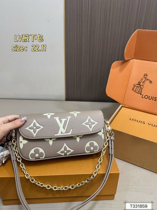 LV Ivy Underarm Bag - Image 7