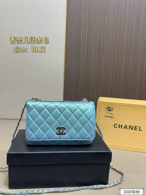 Chanel Mermaid Girl Laser Gradient Chain Bag - Image 5
