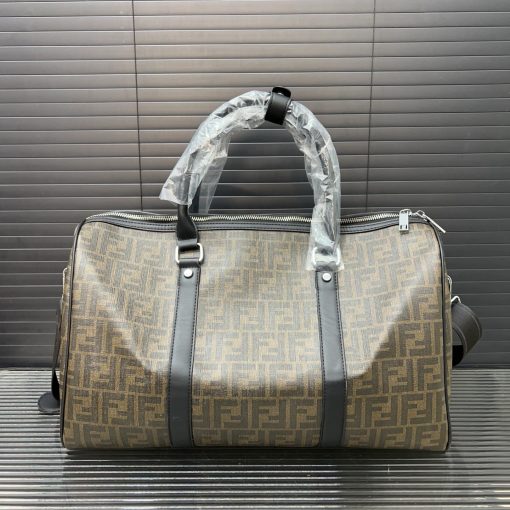 Fendi printed travel bag - Image 4