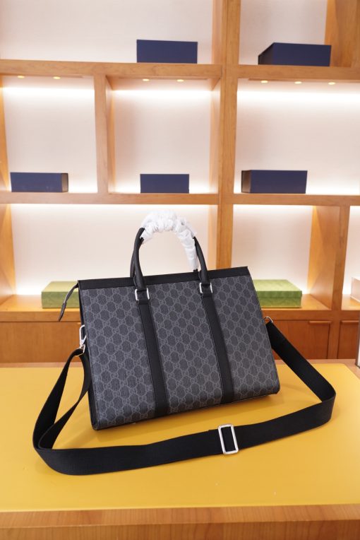 Gucci Handheld Crossbody Backpack - Image 6