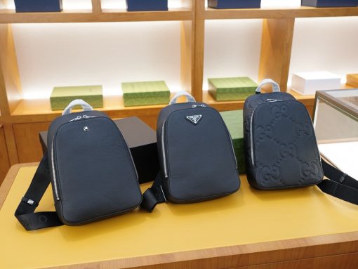Gucci chest bag