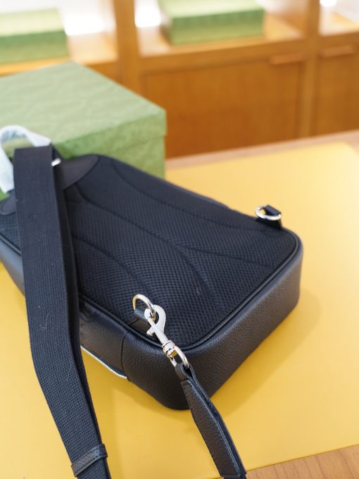 Gucci chest bag - Image 9