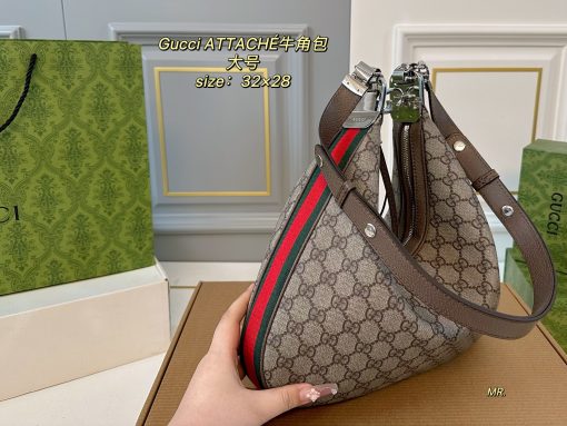 Gucci vintage croissant 💕 - Image 4