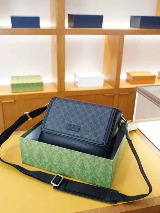 Gucci Cross Shoulder Backpack - Image 5