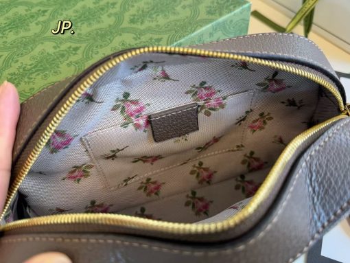 Gucci Classic Tiger Head 🐯 Camera bag 💕 - Image 10