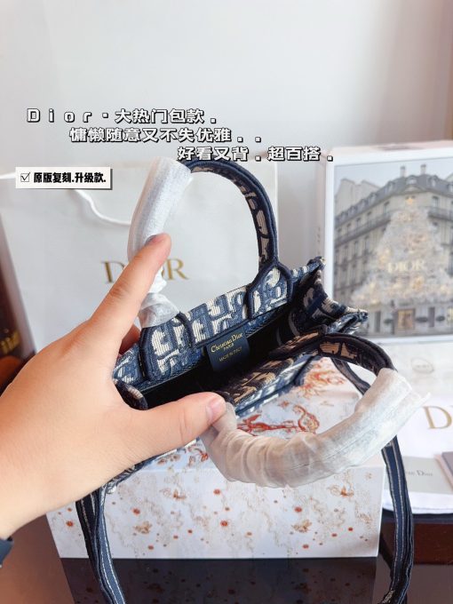 Dior Embroidered Tote Bag - Image 10