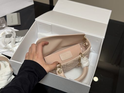  - Image 5