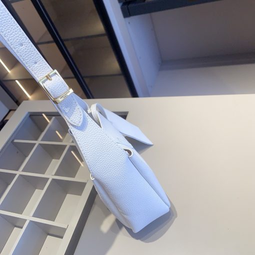  - Image 7